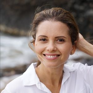 Meet your Posher, Cristiane